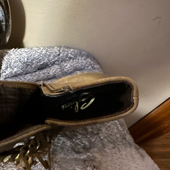Sbicca brown wedge fringe booties size 9 NWOT - Picture 4 of 7